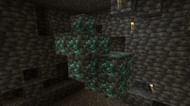 This seed keeps a large deposit of diamond ore a short walk from spawn (Image via Pro Game Guides)